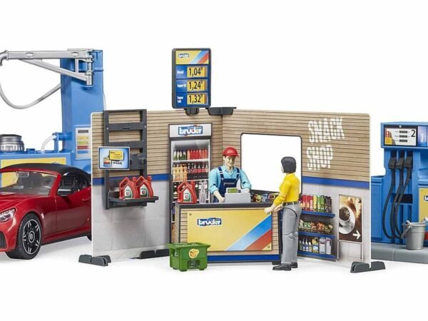 bworld Petrol station and car wash + BRUDER Roadster