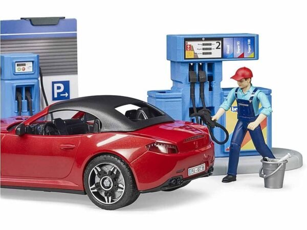 bworld Petrol station and car wash + BRUDER Roadster