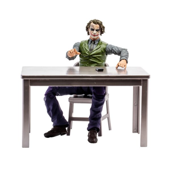 Dc Multiverse - The Joker: Jail Cell Variant (Gold Label, NYCC Exclusive, 18cm)