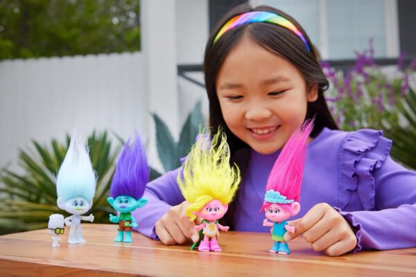 HNF01 CORE FIGURE TROLLS