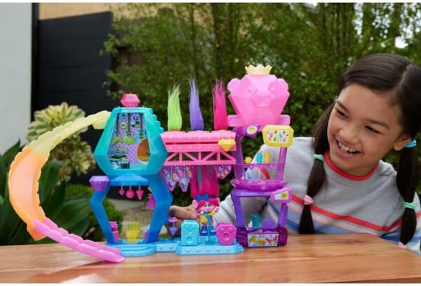 HNF24 MOUNT RAGEOUS PLAYSET