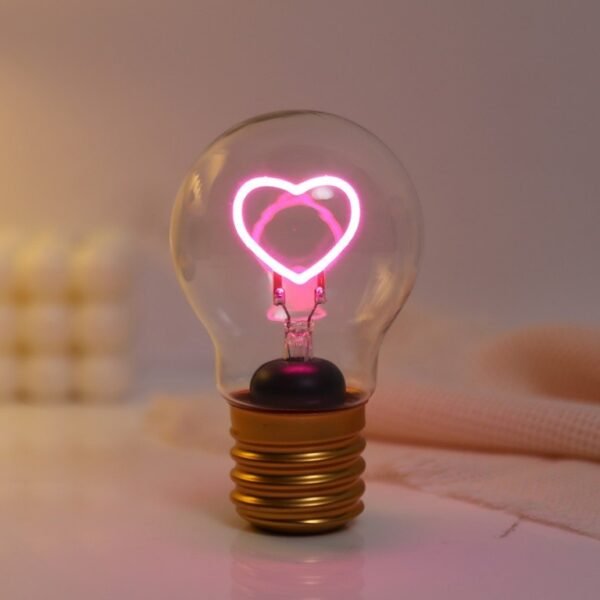 LUCETTA A FORMA DI LAMPADINA HEART