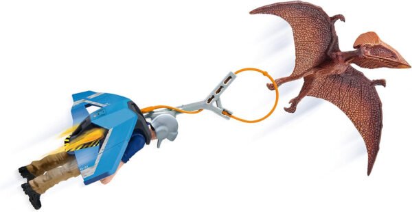 PERSONAGGIO CON CINTURA RAZZO E DINOSAURO
