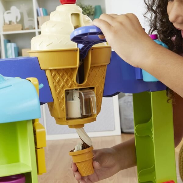 Play Doh ULTIMATE ICE CREAM TRUCK