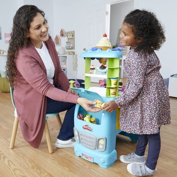 Play Doh ULTIMATE ICE CREAM TRUCK