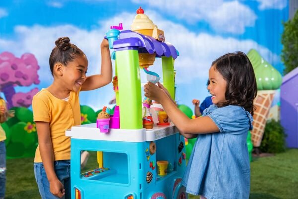 Play Doh ULTIMATE ICE CREAM TRUCK
