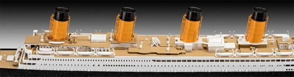 RMS easy click Titanic Modellino Revell
da montare