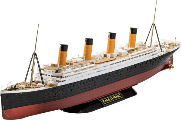 RMS easy click Titanic Modellino Revell
da montare