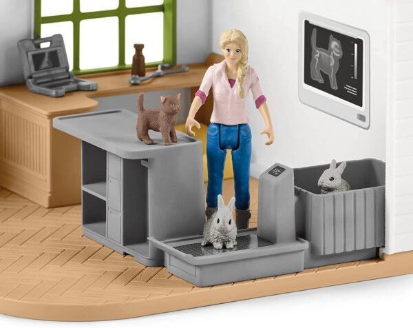Studio veterinario con animali domestici