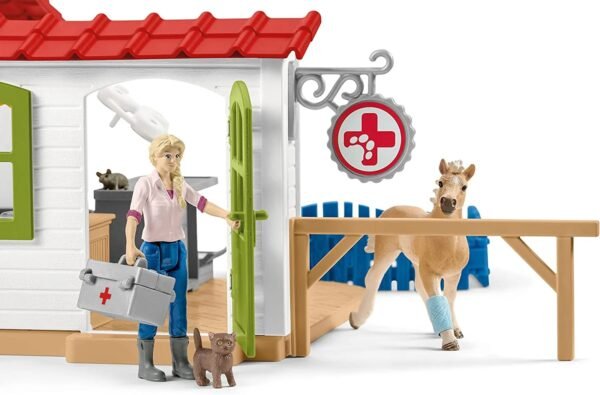 Studio veterinario con animali domestici