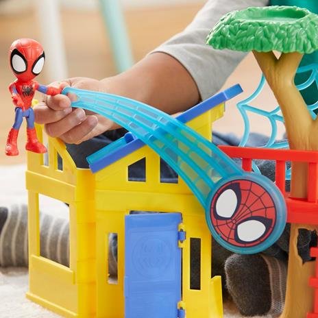MARVEL SPIDEY AND HIS AMAZING FRIENDS PLAYGROUND SCENE PLAYSET